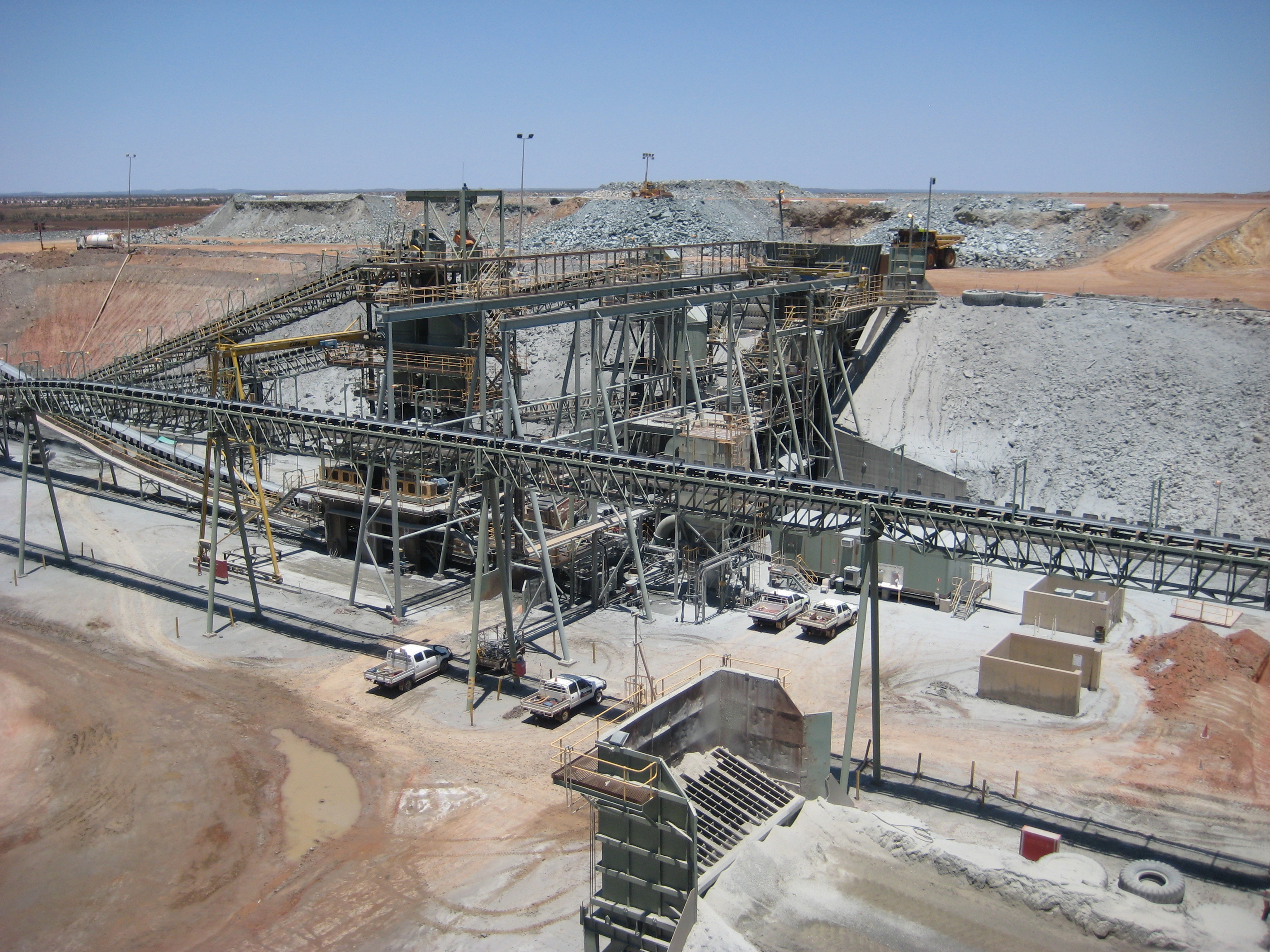 Crusher in a process plant
